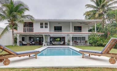 Se vende casa en PH El Cortijo, Costa Esmeralda, San Carlos