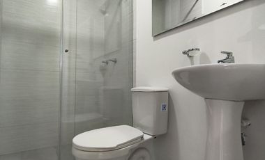 apartamento en arriendo en prados del este. Cod A30201