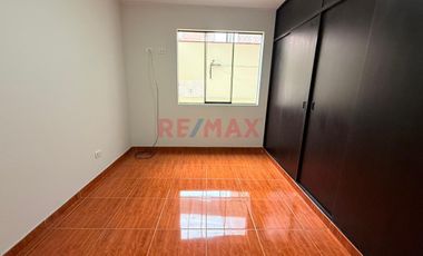 Se Alquila Departamento En 3Er Piso Zárate 4 Habitaciones 1,950 Soles