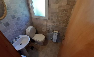 Casa en alquiler temporario de 3 dormitorios c/ cochera en Frontera