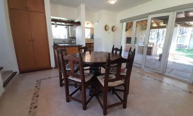Casa en alquiler temporario de 3 dormitorios c/ cochera en Frontera