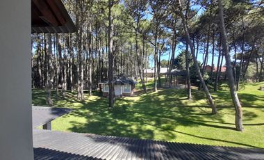 Casa en alquiler temporario de 3 dormitorios c/ cochera en Frontera