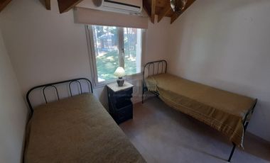 Casa en alquiler temporario de 3 dormitorios c/ cochera en Frontera