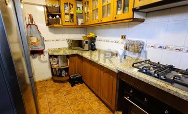 Se vende Casa La Florida, Sector Enrique Olivares