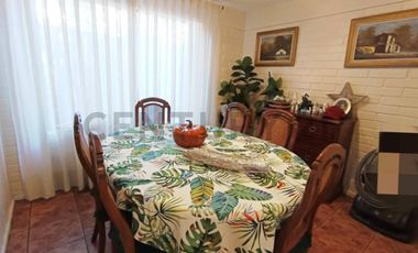 Se vende Casa La Florida, Sector Enrique Olivares