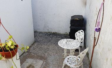 Casa PH en venta en Bernal Oeste