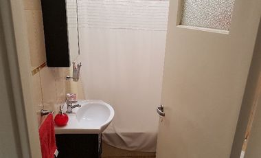 Casa PH en venta en Bernal Oeste