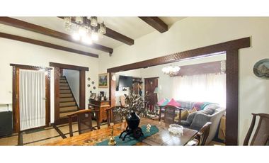 Chalet con Departamento en Venta Zona: Pompeya