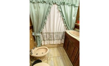 Chalet con Departamento en Venta Zona: Pompeya