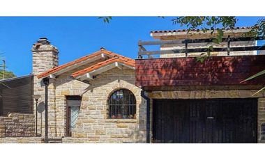 Chalet con Departamento en Venta Zona: Pompeya