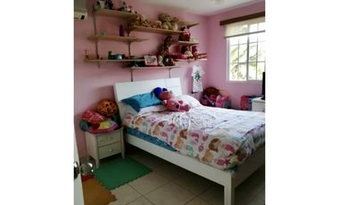 SE VENDE HERMOSA CASA EN VILLA LUCRE