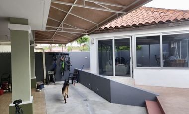 SE VENDE HERMOSA CASA EN VILLA LUCRE