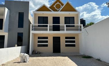 Casa en venta de 3 habitaciones en zona de playa Chicxulub Beach.