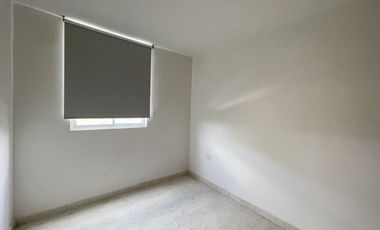 apartamento en arriendo en prados del este. Cod A5748