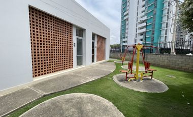 apartamento en arriendo en prados del este. Cod A5748