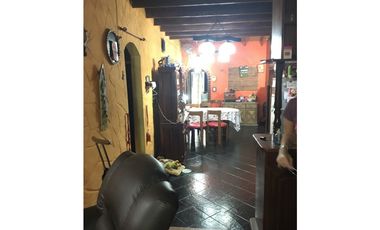 RAMÓN FALCÓN 5645, Isidro Casanova.