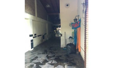 RAMÓN FALCÓN 5645, Isidro Casanova.