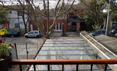 Triplex en Venta Haedo / Moron (B145 667)