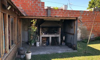 ALICANTE 2515, entre Cerviño y Malabia, Isidro Casanova