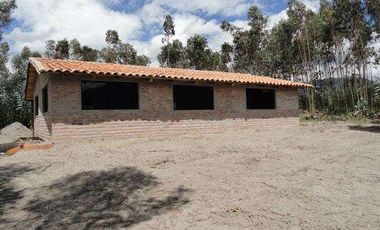 Venta Cambio Casa de campo en Otavalo sector Gualsaqui