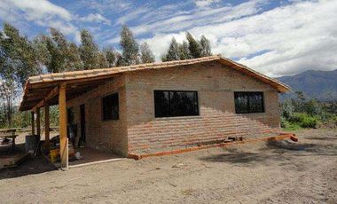 Venta Cambio Casa de campo en Otavalo sector Gualsaqui