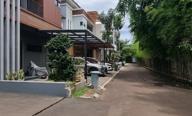Rumah Bagus Lokasi Fantastis Di Perumahan Elit Cipinang
