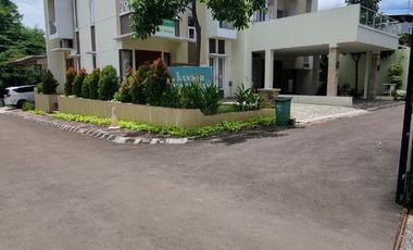 Rumah Bagus Lokasi Fantastis Di Perumahan Elit Cipinang