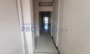 CASA-LOCAL en VENTA en Los Patios Once de Noviembre