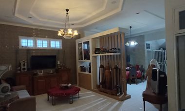 Jual & Sewa: Rumah Hook Premium Cinere, 3+1 KT, Dekat 3 Tol & Padel