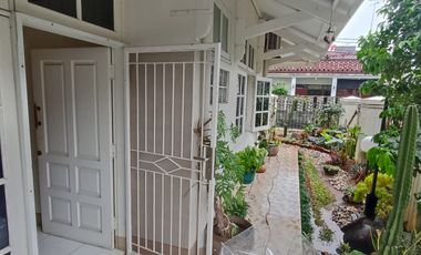 Jual & Sewa: Rumah Hook Premium Cinere, 3+1 KT, Dekat 3 Tol & Padel