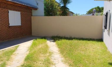 CHALET CON CAPACIDAD PARA 4 PERSONAS A DOS CUADRAS DEL MAR
