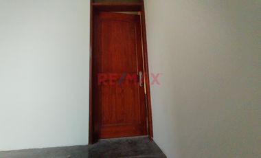 Departamento Flat 2Do. Piso Con Balcon En San Juan De Lurigancho