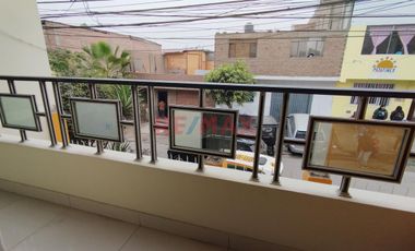 Departamento Flat 2Do. Piso Con Balcon En San Juan De Lurigancho