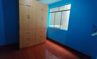 Departamento Flat 2Do. Piso Con Balcon En San Juan De Lurigancho