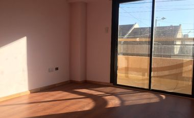 Semipiso en venta en Lanus Oeste