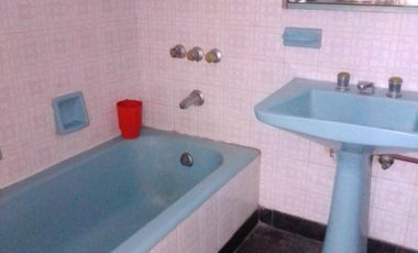 Casa en venta moron multifamiliar