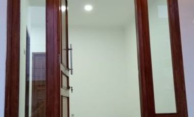 RUMAH SIAP HUNI 2 LANTAI TERMURAH 8 MENIT KE UAD