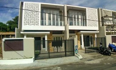 Rumah Baru 2 Lantai Luas 118 di Dieng Langsep kota Malang