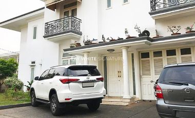 Dijual Rumah Siap Huni di Jl Abdul Majid Cipete