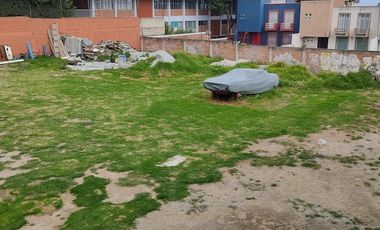 Venta con  Taller, Casa, Locales cerca Metepec