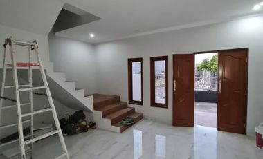 Rumah Murah 2 Lantai 5 Menit Pintu Tol Bali