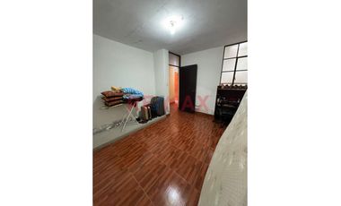 Casa De 02 Pisos Talara Alta - Aa. Hh Alan Hh García 📍