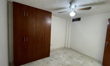 casa en arriendo en urbanización la merced. Cod A3880