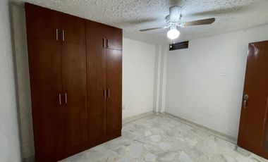 casa en arriendo en urbanización la merced. Cod A3880