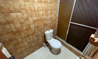 casa en arriendo en urbanización la merced. Cod A3880