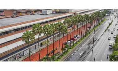 Arriendo local en el Centro Empresarial Olaya Herrera, Medellín