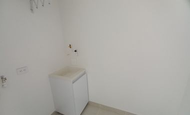 apartamento en arriendo en conjunto residencial girona piso 7. Cod A13849