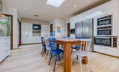 Casa en venta de 7 dorm. en Colina
