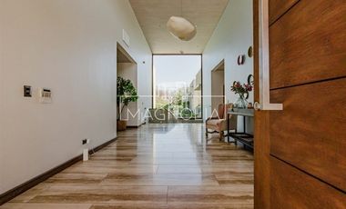 Casa en venta de 7 dorm. en Colina