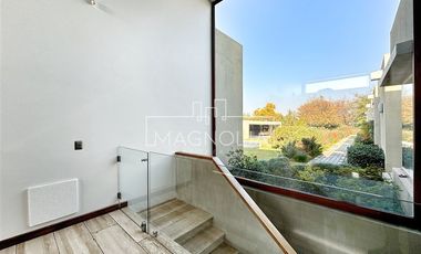 Casa en venta de 7 dorm. en Colina